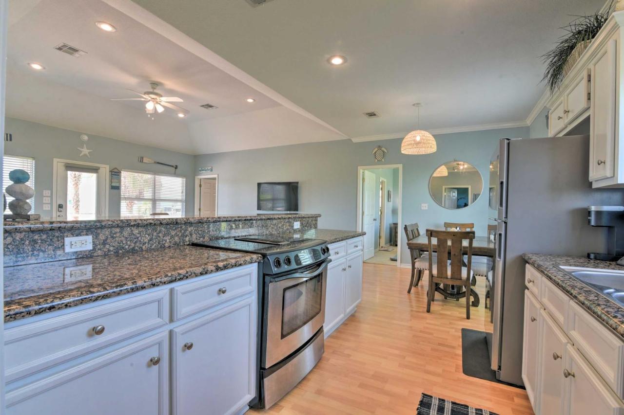 Bright Crystal Beach House, Walk To Coast! Vila Bolivar Peninsula Exterior foto